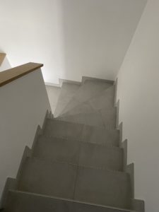 Escalier accès étage